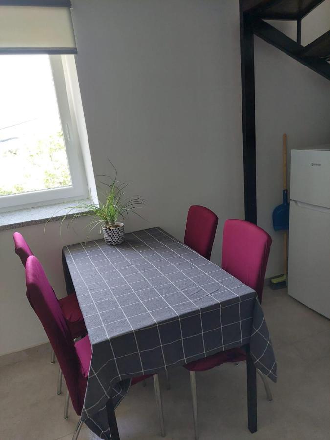 Apartman Sunset Plomin Eksteriør billede