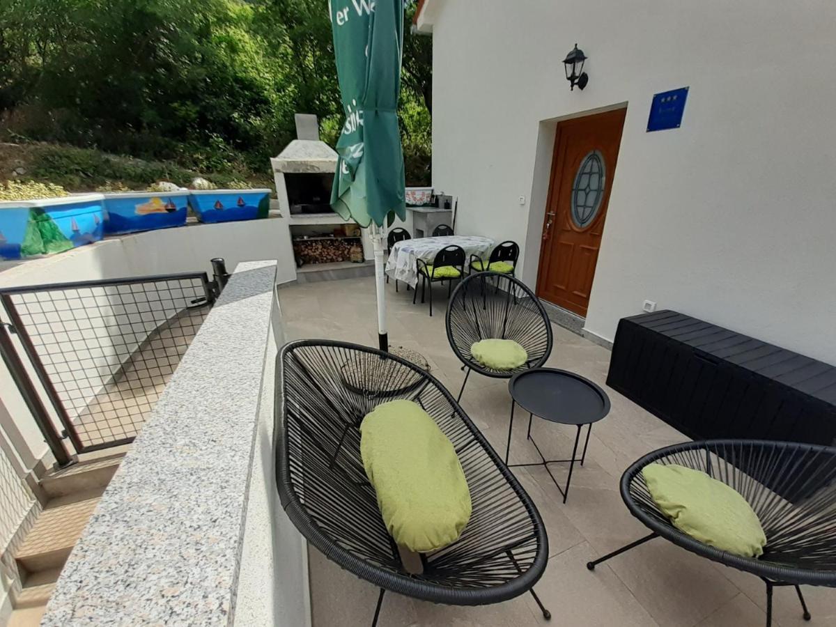 Apartman Sunset Plomin Eksteriør billede