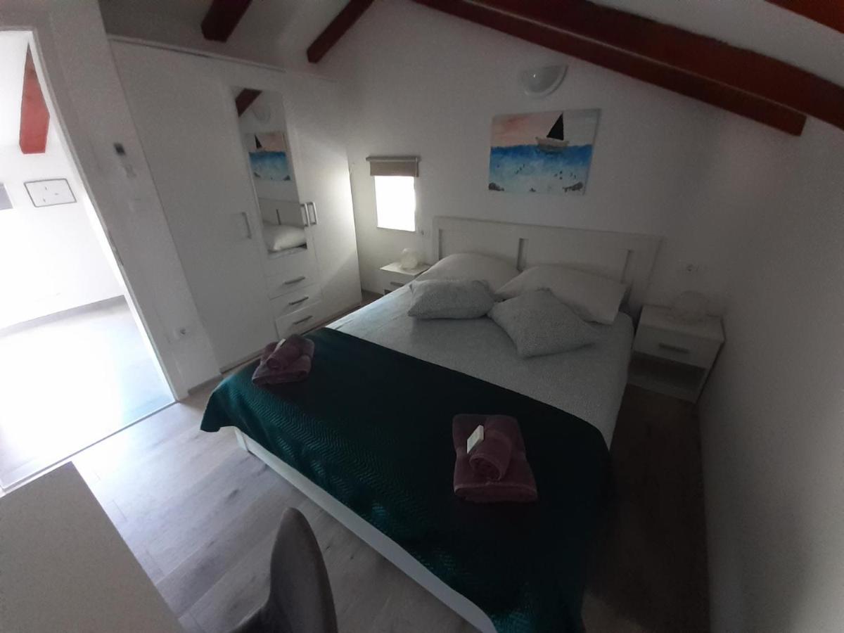 Apartman Sunset Plomin Eksteriør billede