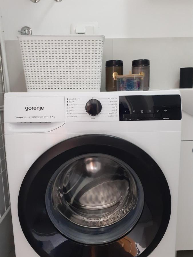 Apartman Sunset Plomin Eksteriør billede